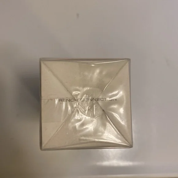 French Connection Eau de Toilette Fragrance 3.8 ounces - Picture 2 of 3